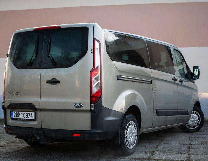 Ford Transit Custom VAN / Minibus 2,2 l 114 kw