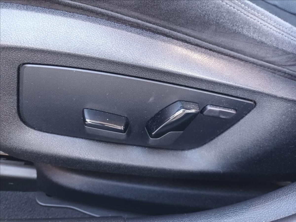 BMW Řada 5 Kombi 2,0 l 140 kw