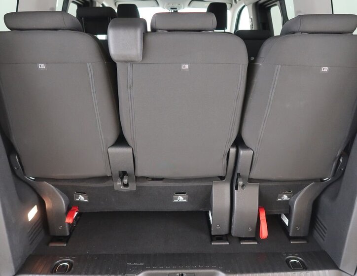 Opel Zafira MPV 1,5 l 88 kw