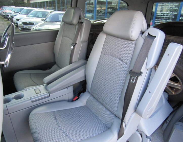 Mercedes-Benz Viano Kombi 3,0 l 150 kw