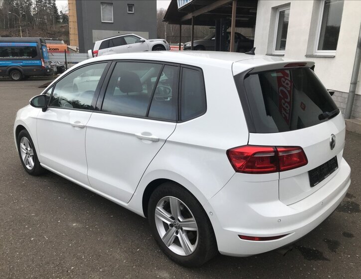 Volkswagen Golf Sportsvan Kombi 2,0 l 110 kw