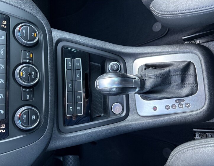 Volkswagen Sharan Kombi 2,0 l 110 kw