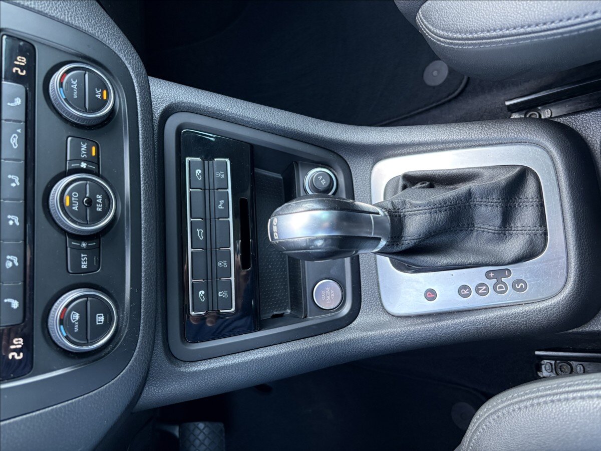 Volkswagen Sharan Kombi 2,0 l 110 kw