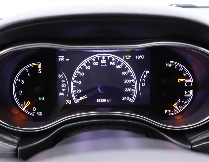 Jeep Grand Cherokee 22