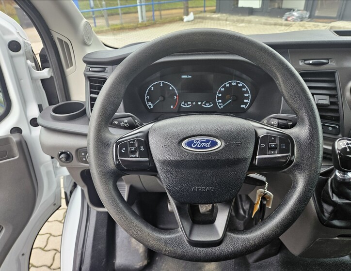 Ford Transit 7
