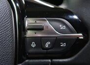 Peugeot 308 Hatchback 1,2 l 96 kw