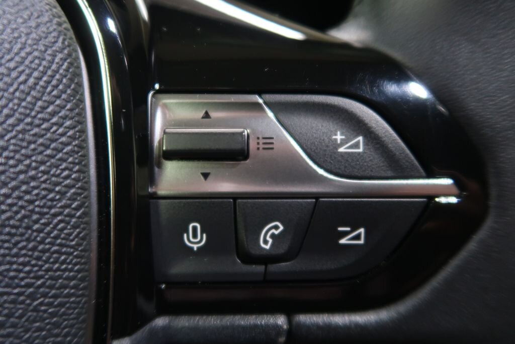 Peugeot 308 Hatchback 1,2 l 96 kw