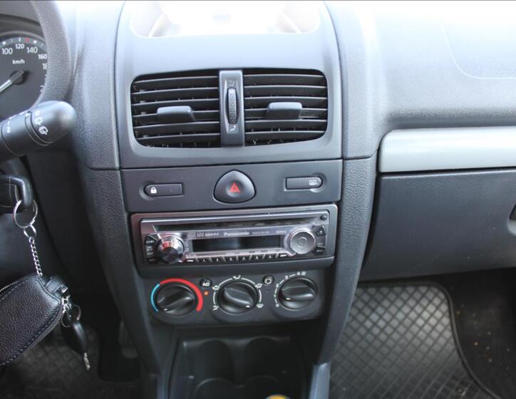 Renault Clio 16