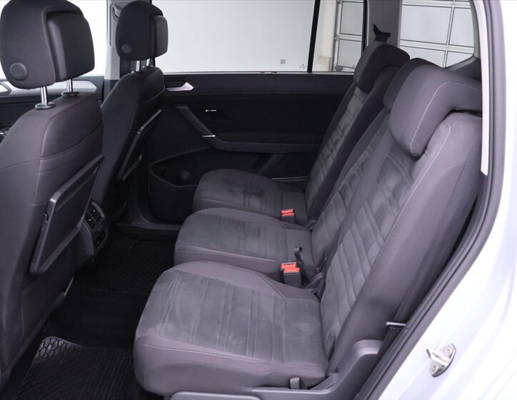 Volkswagen Touran Kombi 1,6 l 85 kw