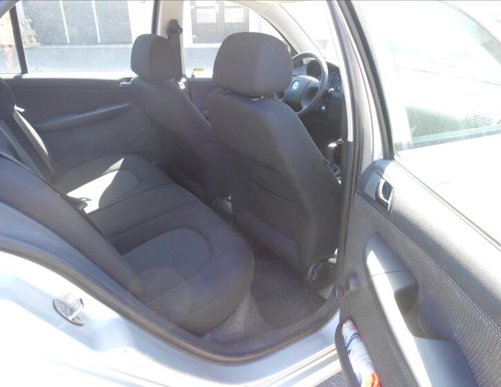 Škoda Fabia Hatchback 1,2 l 40 kw