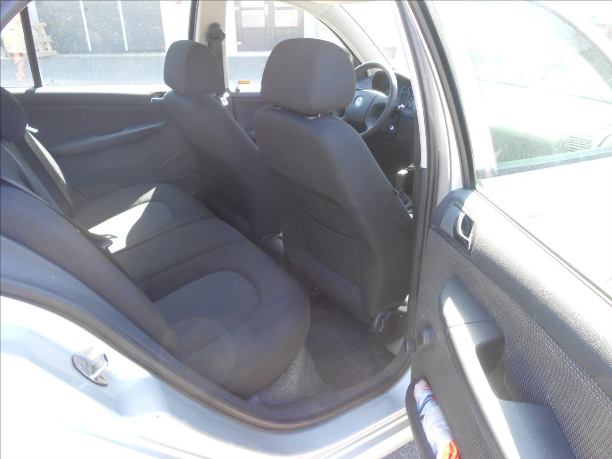 Škoda Fabia Hatchback 1,2 l 40 kw