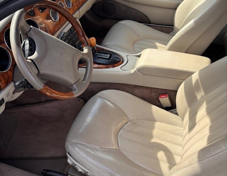 Jaguar XK8 Kupé 0,0 0