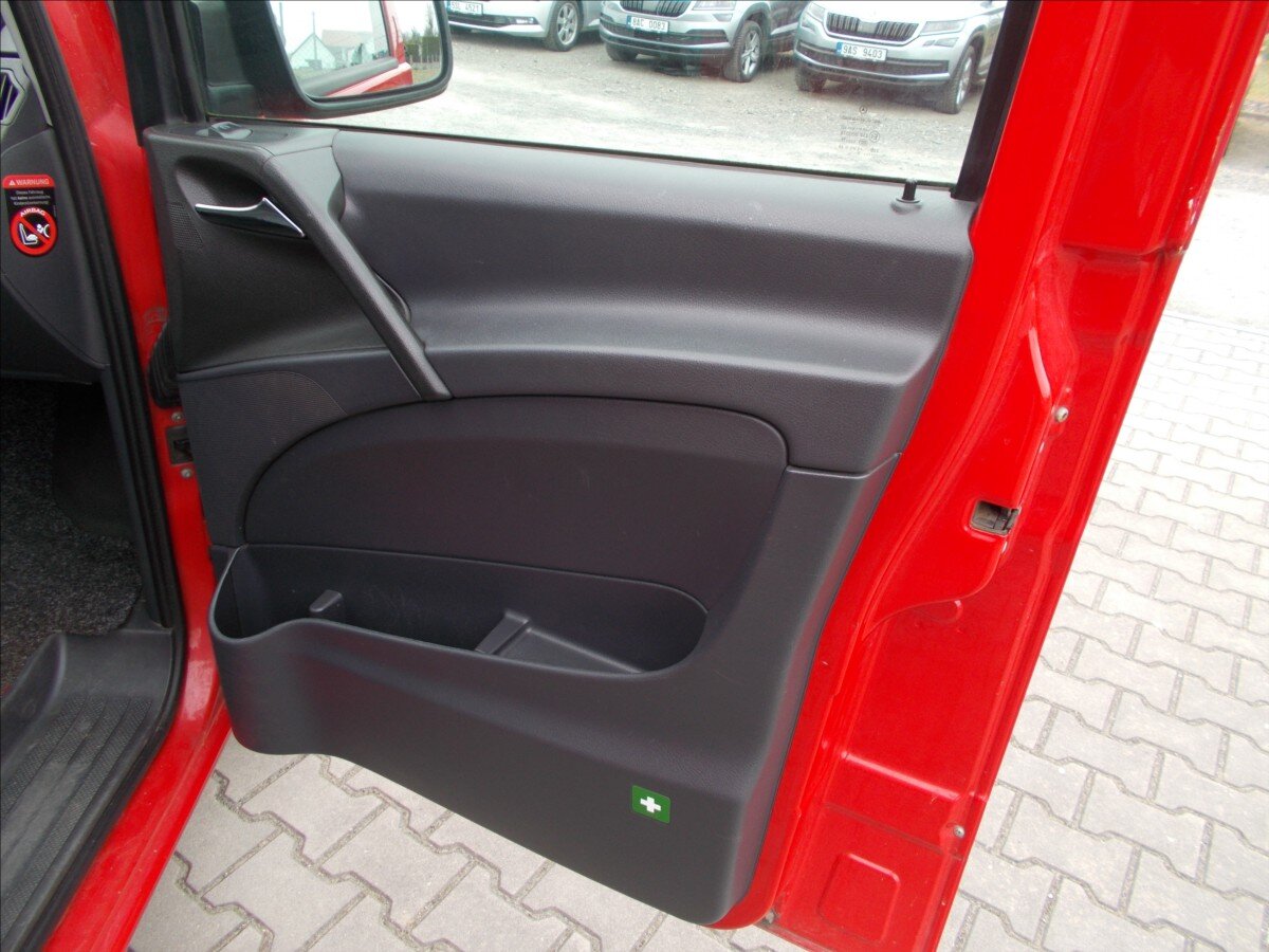 Mercedes-Benz Vito MPV 2,1 l 70 kw