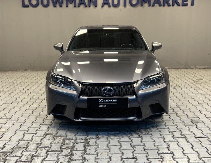 Lexus GS 450h 4