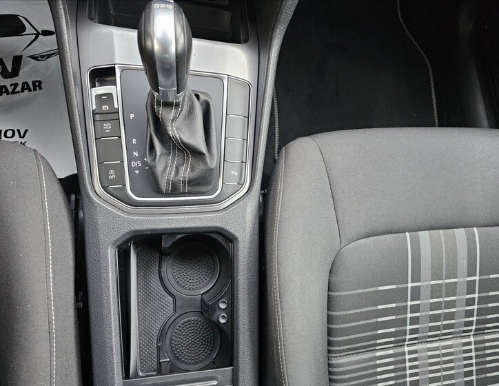 Volkswagen Golf Sportsvan Kombi 1,4 l 92 kw