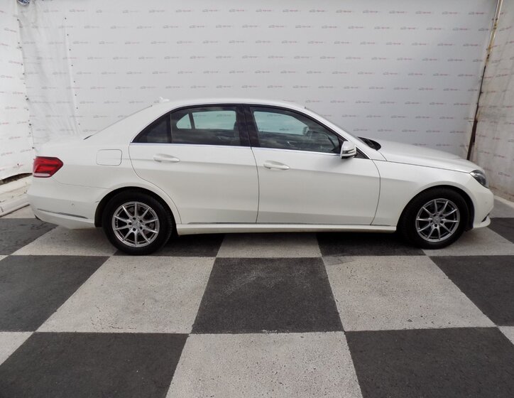 Mercedes-Benz Třídy E Sedan / Limuzína 2,1 l 125 kw