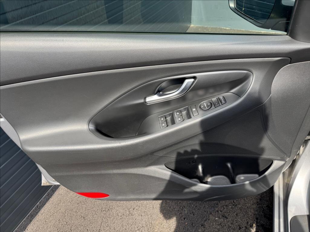 Hyundai i30 Hatchback 998,0 88 kw