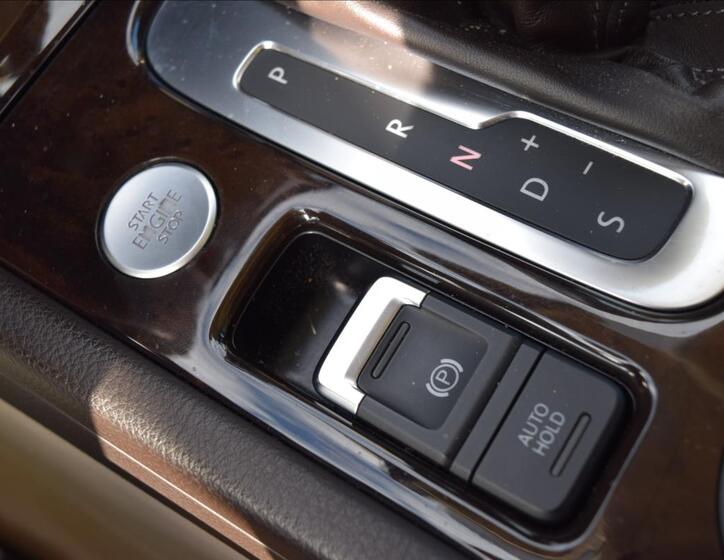 Volkswagen Touareg 55