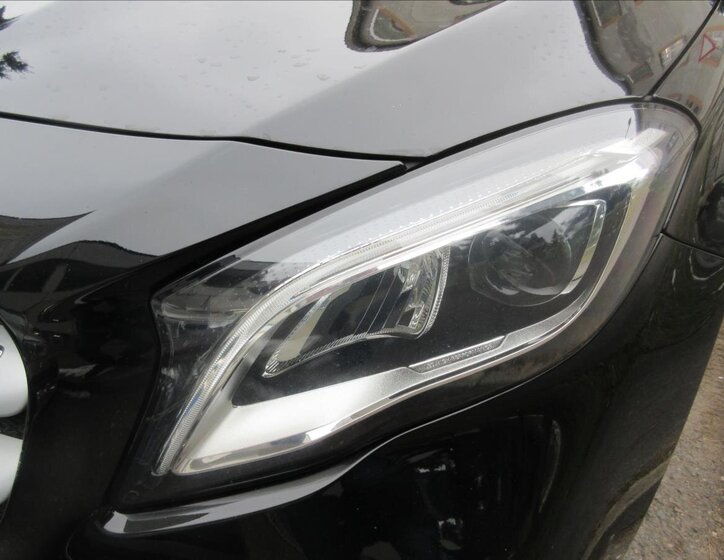 Mercedes-Benz GLA SUV / Terénní 1,6 l 115 kw