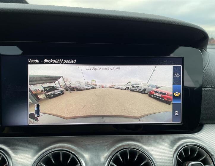 Mercedes-Benz Třídy E 23