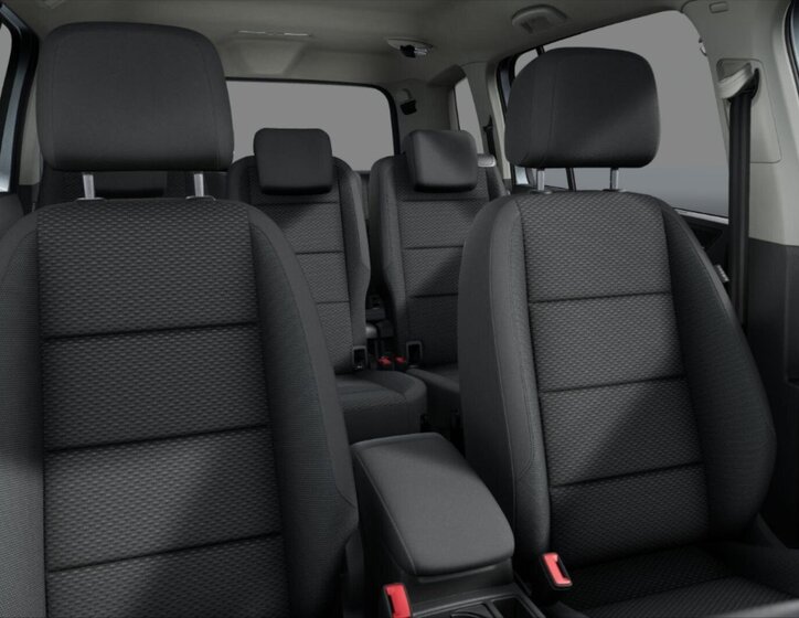 Volkswagen Touran MPV 1,5 l 110 kw