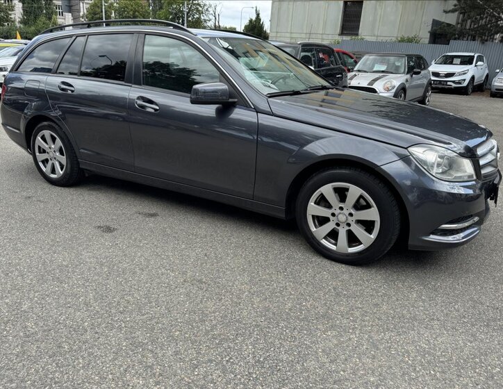 Mercedes-Benz Třídy C Kombi 2,1 l 88 kw