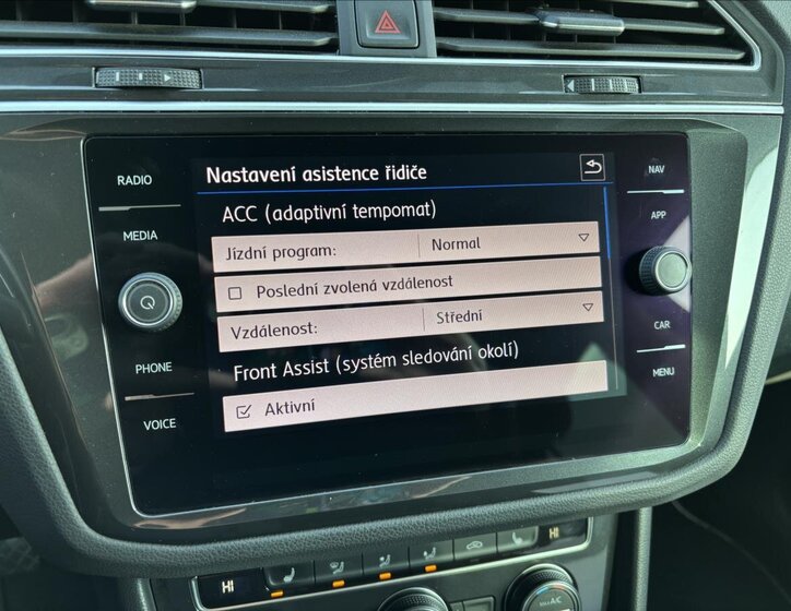 Volkswagen Tiguan SUV / Terénní 1,5 l 110 kw