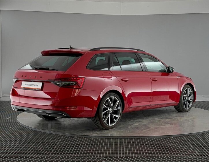 Škoda Superb Kombi 2,0 l 147 kw