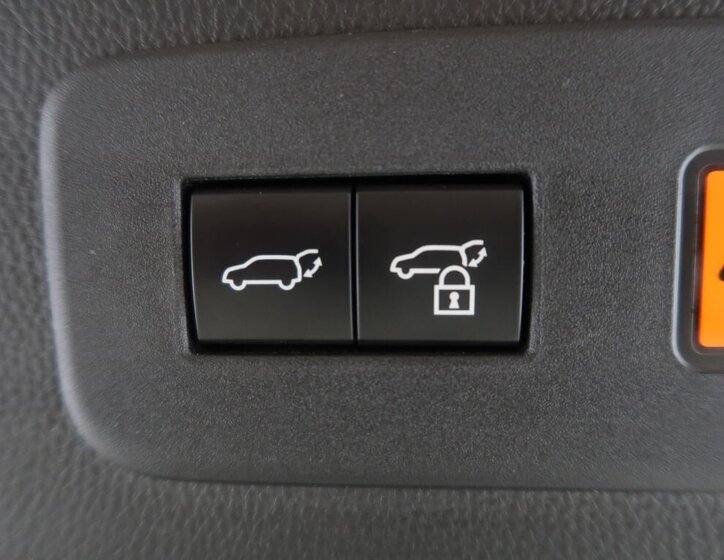 Toyota Land Cruiser Kombi 2,8 l 151 kw