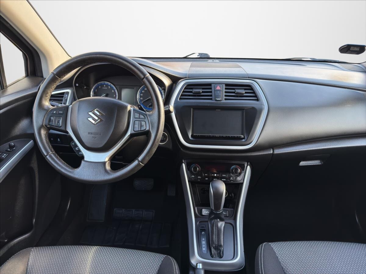 Suzuki SX4 S-Cross SUV / Terénní 1,6 l 88 kw