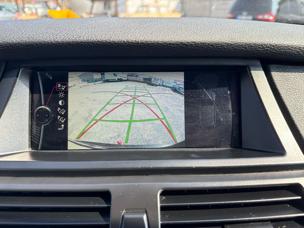 BMW X5 SUV 3,0 l 180 kw