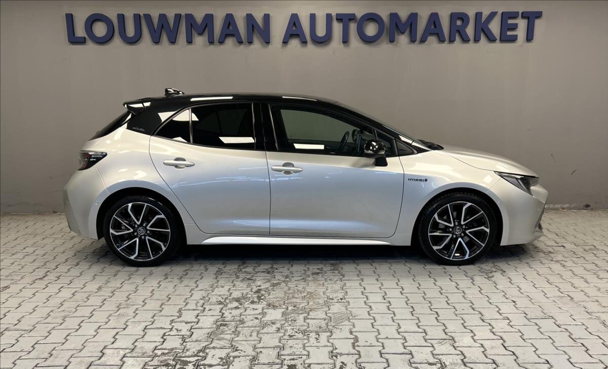 Toyota Corolla Hatchback 2,0 l 112 kw