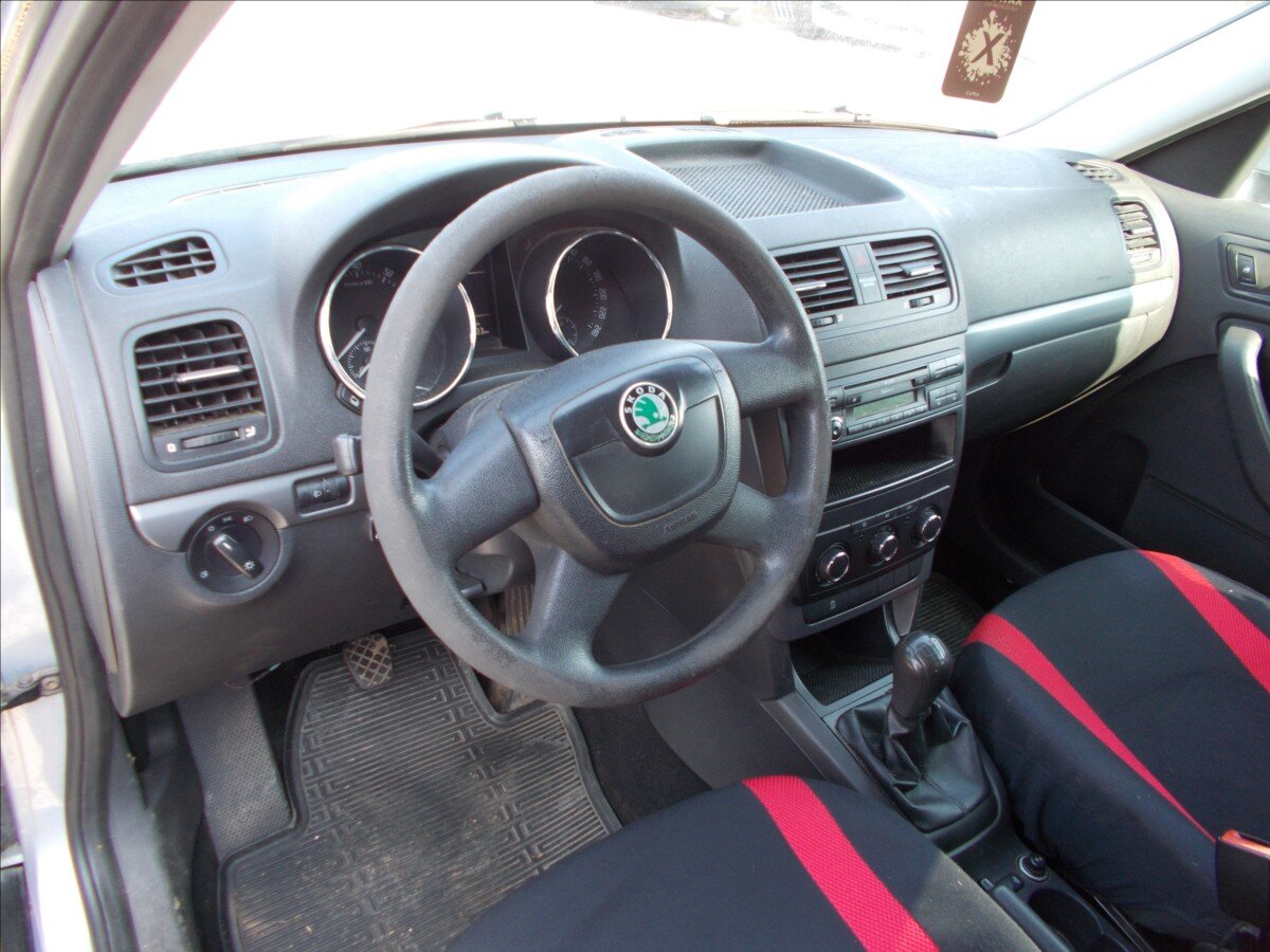 Škoda Yeti SUV / Terénní 1,2 l 77 kw