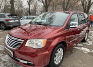 Chrysler Town & Country VAN-Minibus 3,6 l 211 kw