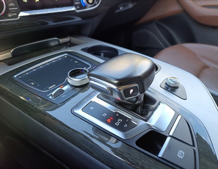 Audi Q7 SUV / Terénní 3,0 l 245 kw