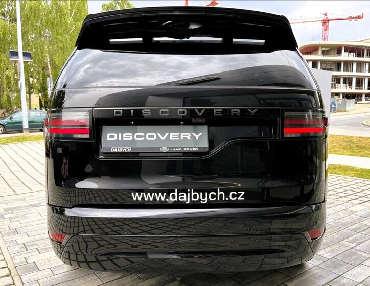 Land Rover Discovery 5