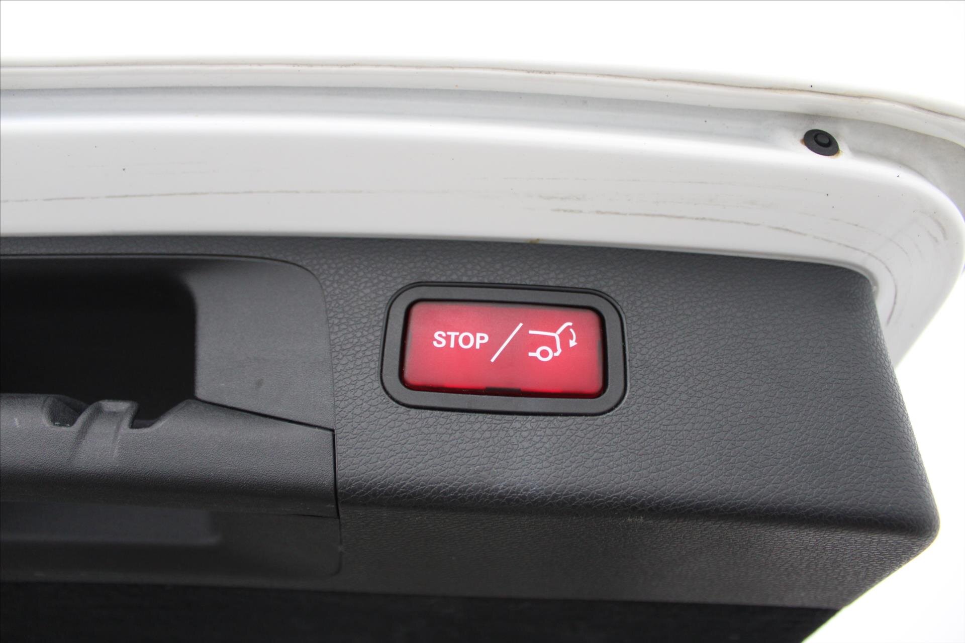 Mercedes-Benz Třídy E Kombi 2,0 l 143 kw