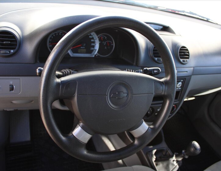 Chevrolet Lacetti Hatchback 1,4 l 70 kw