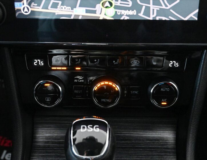 Škoda Superb Kombi 2,0 l 110 kw