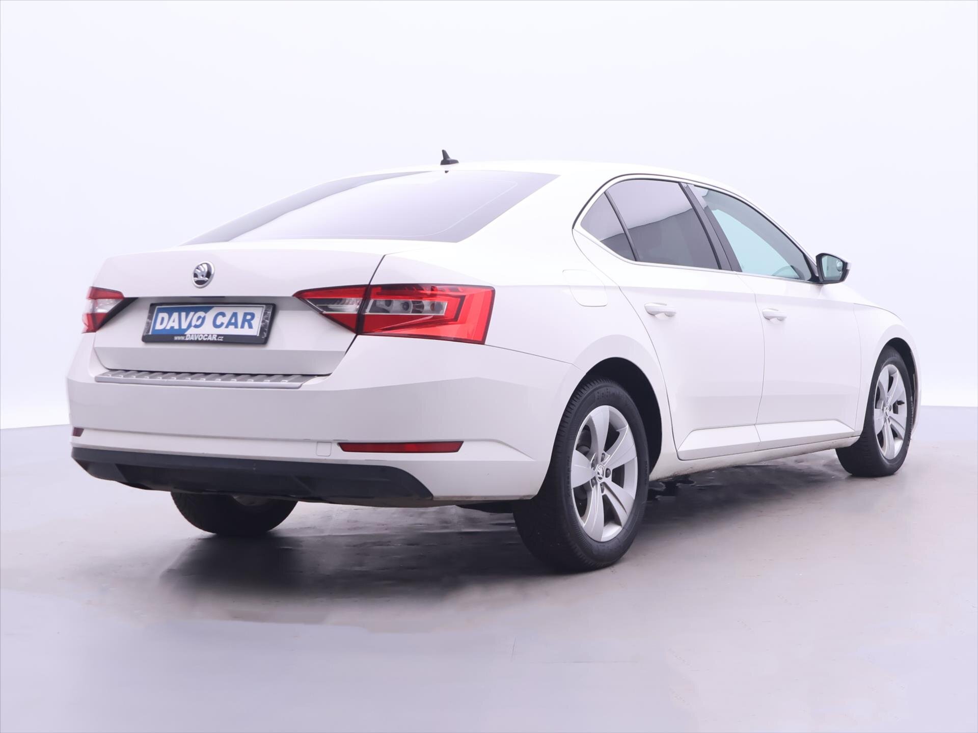 Škoda Superb Sedan / Limuzína 2,0 l 110 kw