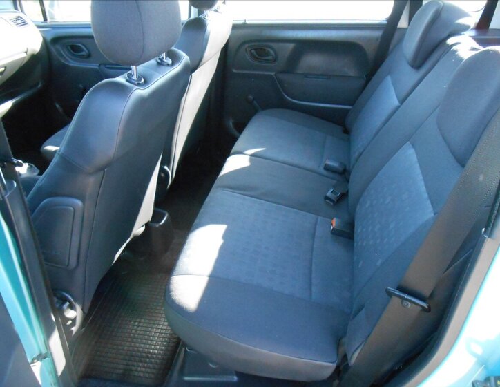 Opel Agila Hatchback 1,2 l 59 kw