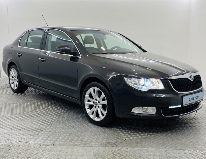 Škoda Superb 22