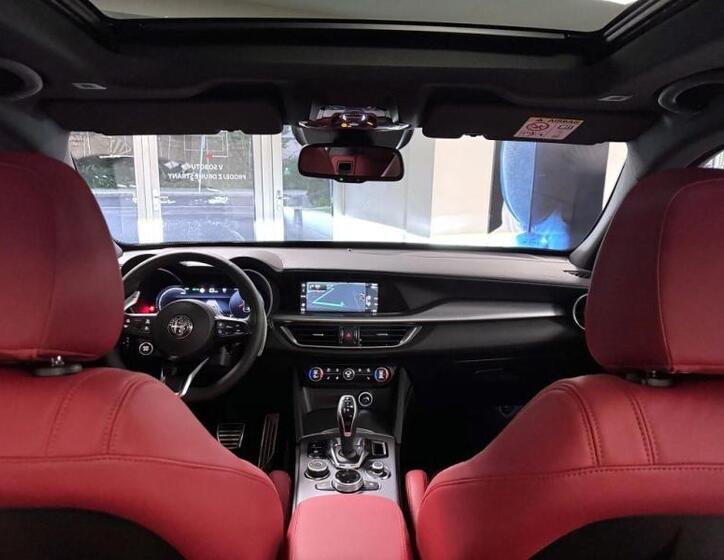 Alfa Romeo Stelvio 19