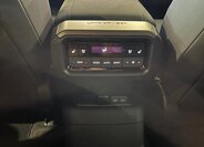 Toyota Land Cruiser 16