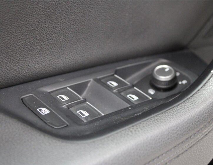 Volkswagen Passat Kombi 2,0 l 110 kw