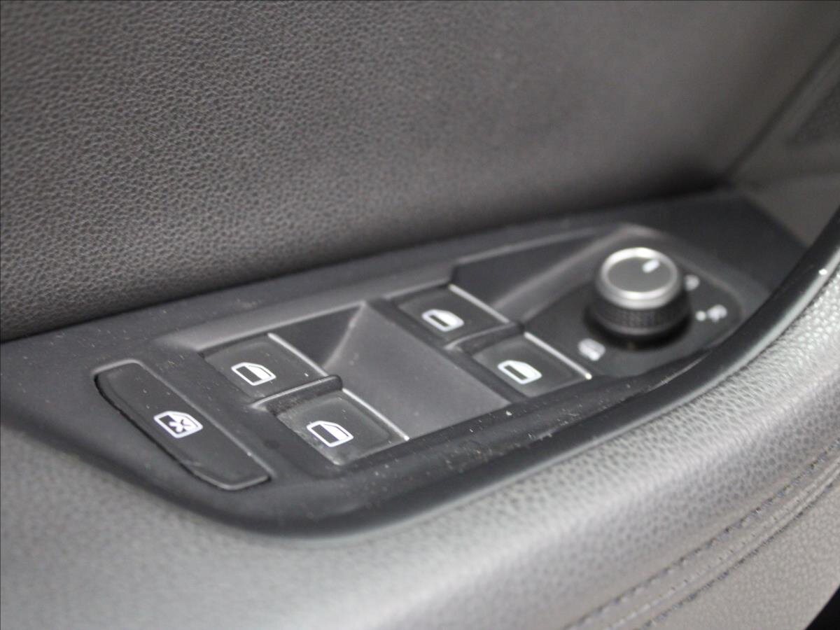 Volkswagen Passat Kombi 2,0 l 110 kw