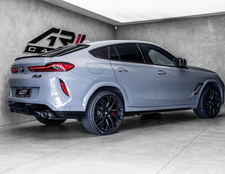 BMW X6 SUV / Terénní 4,4 l 460 kw