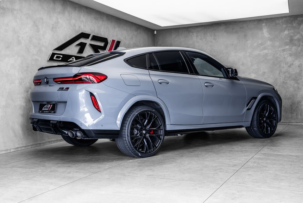 BMW X6 SUV / Terénní 4,4 l 460 kw
