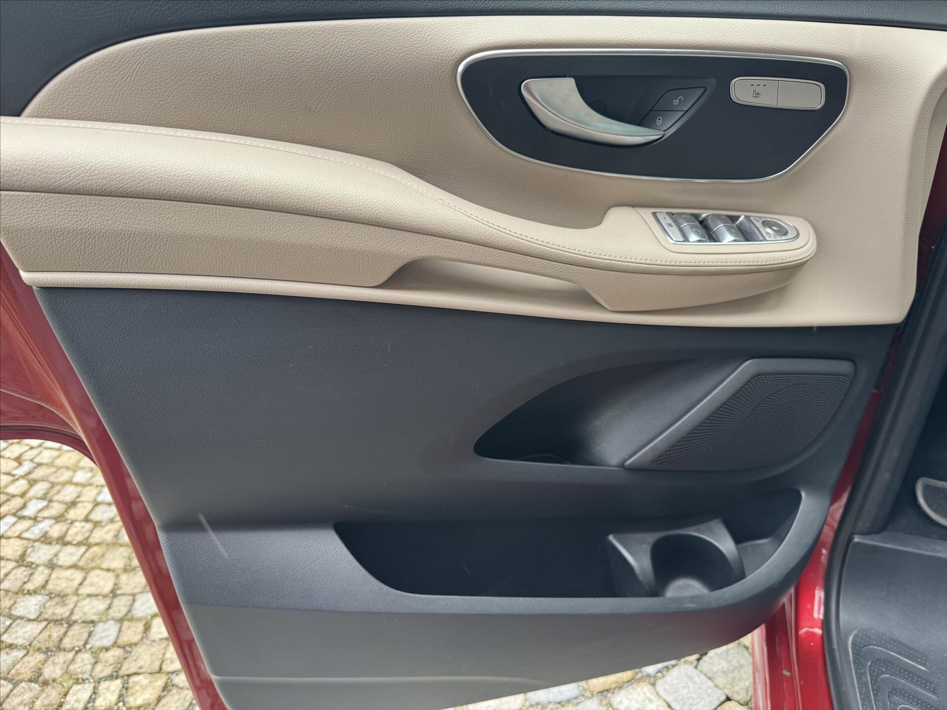 Mercedes-Benz Třídy V VAN / Minibus 2,0 l 176 kw