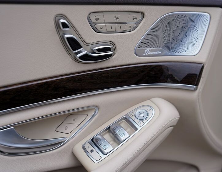 Mercedes-Benz Třídy S 13